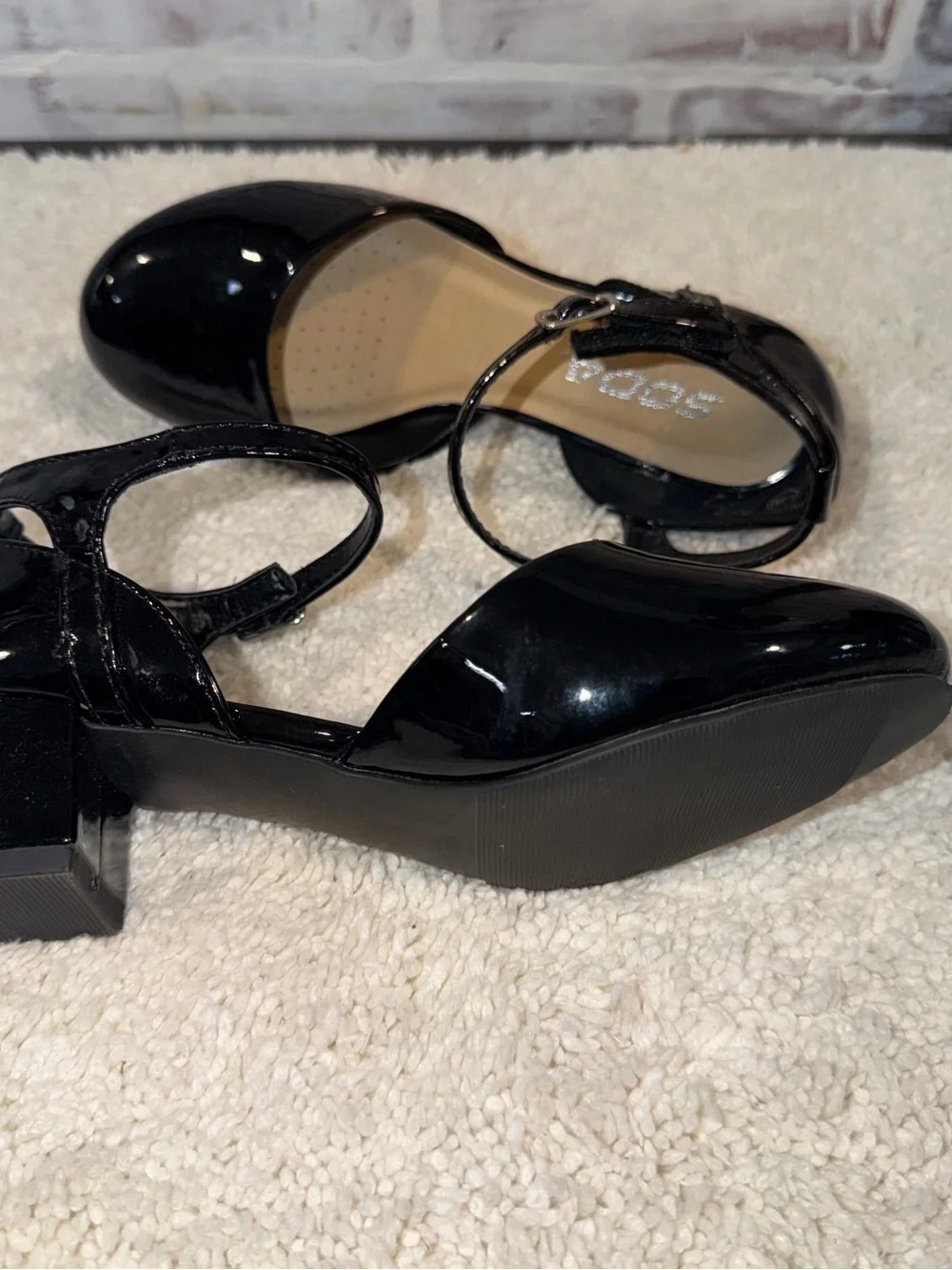 Soda Black Patent Mary Jane Low Block Heel Kids Dress Shoes 1.5